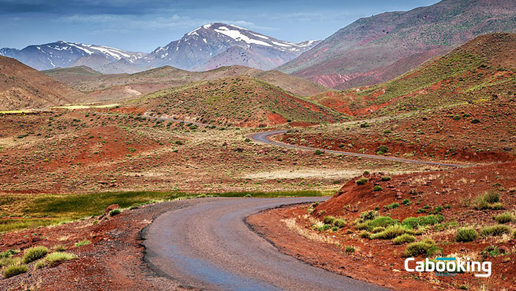 cab in montagnes Atlas, taxi in montagnes Atlas Morocco